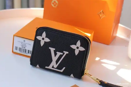 COIN VUITTON LOUIS PURSE ZIPPY 0425